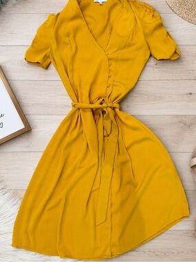 Gibson Latimer Mustard Tie-Waist Button-Front Midi Dress